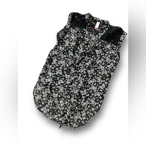 No Boundaries Button Front/Tie Front Top